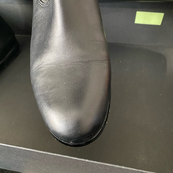 Gently used Kenneth Cole knee high boot. Comfortably fits an 14’ calf. - Picture 6 of 9